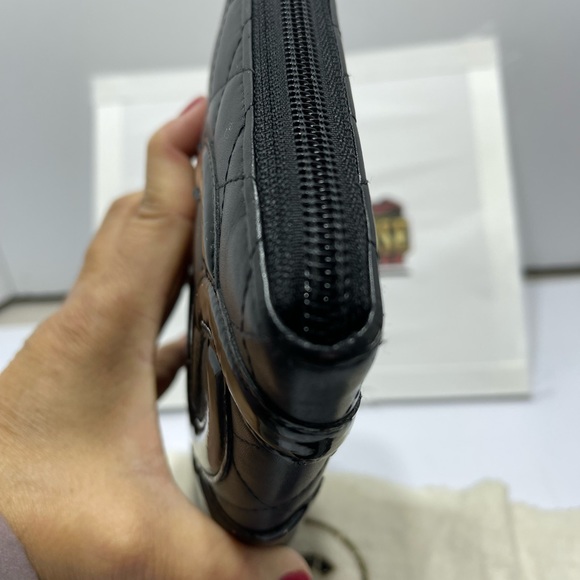 Chanel Cambon Zippy Wallet /clutch in lambskin , preloved. - Picture 5 of 14